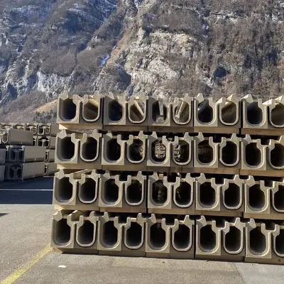 Caniveau &agrave; fente pour tunnel routier